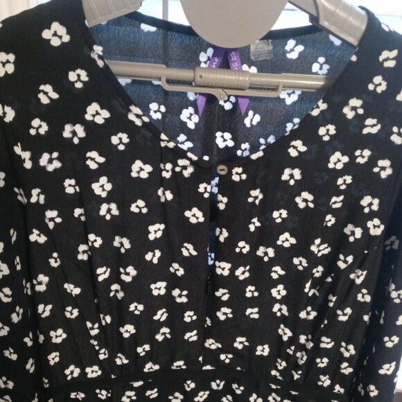 SERAPHINE monochrome floral Maternity & Nursing Dress (sz6) - Picture 5 of 13